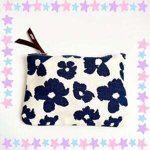 White and Blue Floral Cosmetics Makeup Bag